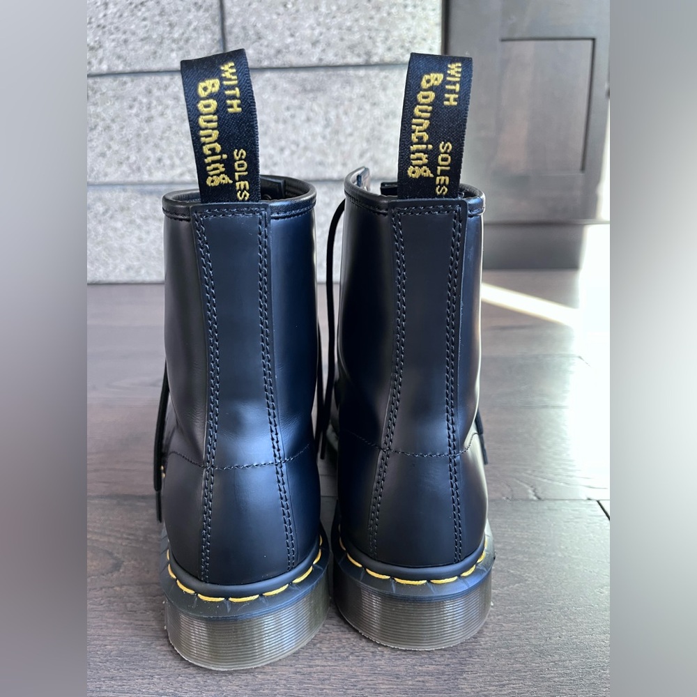 Dr. Martens 1460 Smooth Leather Boots Black Size 11 Men / 12 Women - Picture 8 of 12